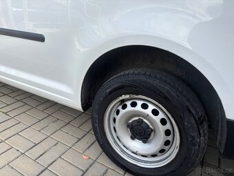 VW Caddy MAXI 1,6 TDI, r.v. 11/2011, původ ČR - 9