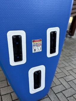 Paddleboard 335×83×15 cm, lehký a s kompletní výbavou - 9