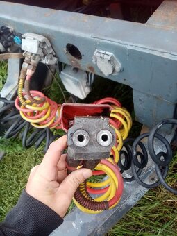 BDF KONTEJNER SKŘÍŇĚ PRŮJEZDNÁ SOUPRAVA + PŘÍVĚS - 9