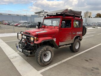 Toyota Landcruiser BJ40 - 9