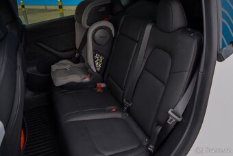 Tesla Model Y Long Range Dual Motor AWD 4x4 - 9