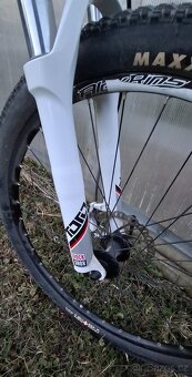 Pánské kolo GIANT - 9