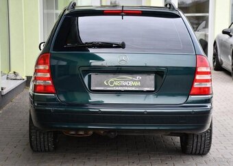 Mercedes-Benz Třídy C 320CDI AVANTGARDE N.TOP A/T - 9