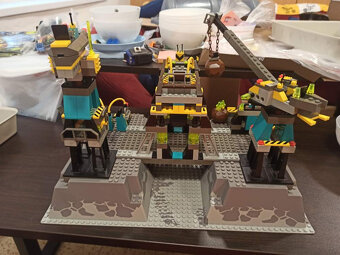 LEGO Rock Raiders 4990 Rock Raiders HQ +návod - 9