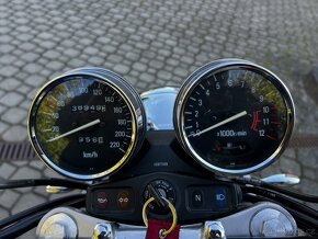 Kawasaki Zephyr 550 - 9