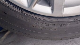 Prodám alu Audi pneu 225/50/17 - 9
