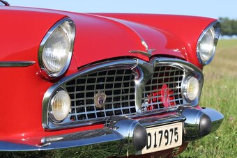 Simca Vedette Beaulieu V8 - 9