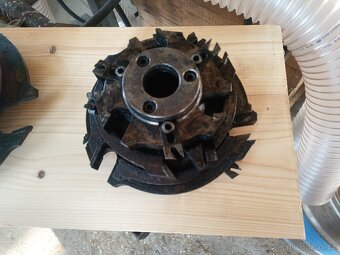 Sada dřevoobráběcích fréz, cca 10ks - 9