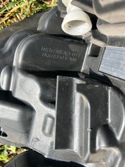 Světlomet Opel Mokka 2012-2019 pravé - 9