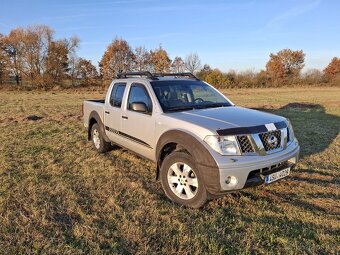 Nissan Navara D40 SLEVA volejte - 9