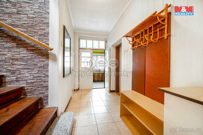 Prodej rodinného domu, 1400 m², Svratka, ul. Komenského - 9