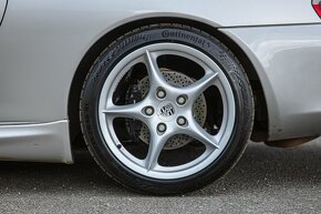 Porsche 911 996 Carrera 2 - 9