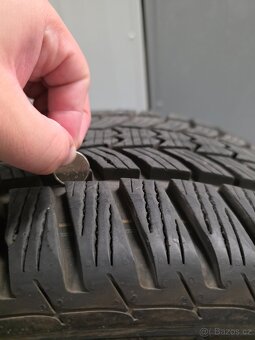Zimní pneumatiky 225/40/18 - 9