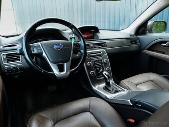 VOLVO XC70 2.4D AWD PREMIUM - 9