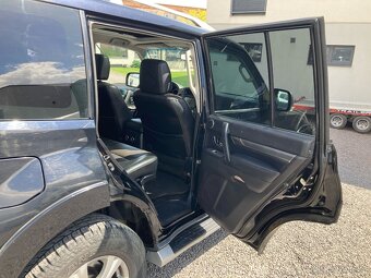 Mitsubishi Pajero 3,2 DID 2009 140 kW - 9