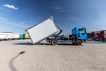 Mobilní kontejnerová buňka - obytná stavební buňka - 9