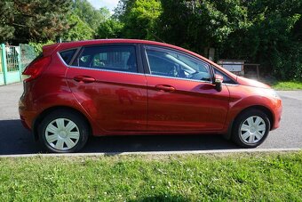 Ford Fiesta - 9