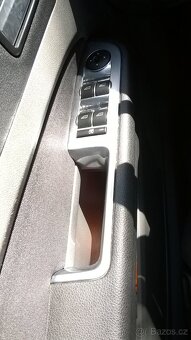Prodám Ford Focus Titanium 2,0i,107 kW - 9