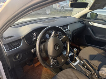 Škoda octavia 3 1.6 TDI - Pouze díly Hořovice okr Beroun - 9