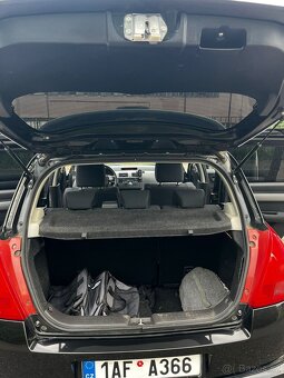 Suzuki Swift 1.3 67.5 kW TOP STAV - 9