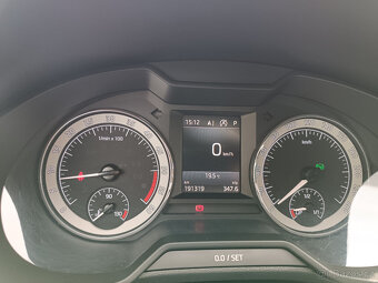 Škoda Octavia 3, Kombi 2.0 TDI 110 kW DSG - 9