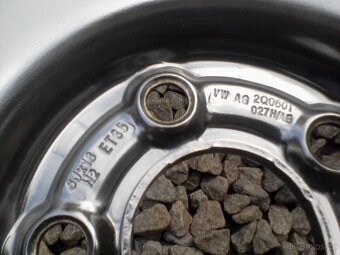 16 plechové disky Škoda Scala,Kamiq,VW T-Cros,VW Taigo ET35 - 9