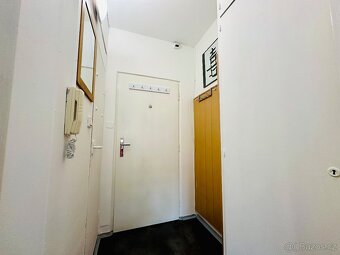 Pronájem bytu 2+kk, 38m2, Heyrovského - 9