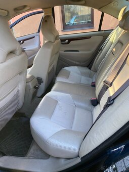 Volvo S60 2,5T awd 154kw LPG - 9