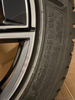 Original sada BMW I4 / 4 G26 styl. 858m 245/45/18 95% - 9