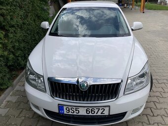 Škoda Octavia 2 Elegance 1.4TSI 90kW benzín, facelift - 9
