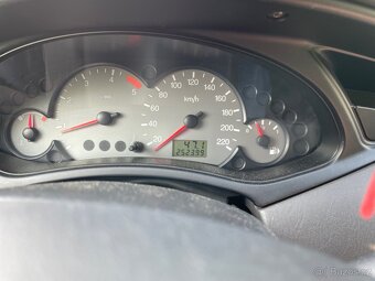 Ford focus 1.8 TDCI kombi - 9