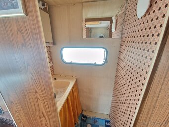 Karavan - 9
