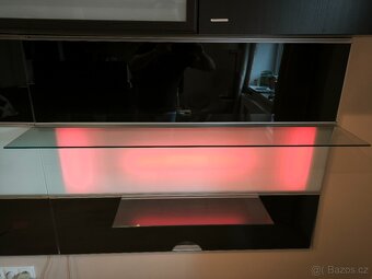 IKEA BESTA TV stěna s držákem TV+ LED osvětlení - 9