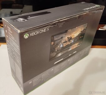 Bilý Xbox One X, 12 her + krabice - 9