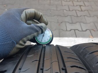 165/60/15 letní pneu continental - 9