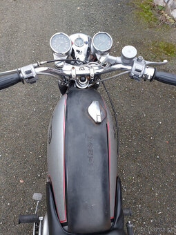 Norton Comando 750 - 9