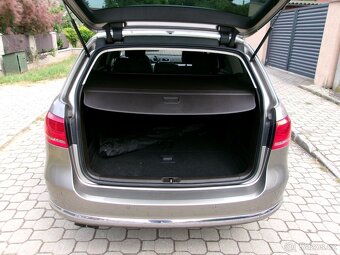 Passat Combi 2,0TDi Comfortline,NAVI, AUT.KLIMA - 9
