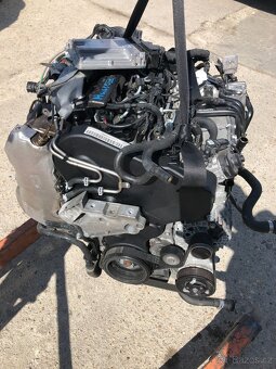 VOLKSWAGEN ŠKODA AUDI SEAT 2.0 TDi - 9