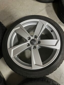 Kompletní sada Audi A3 R18 zimní - 9