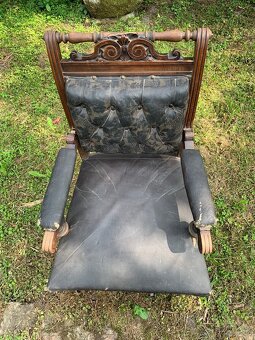 starožitné křeslo - 9