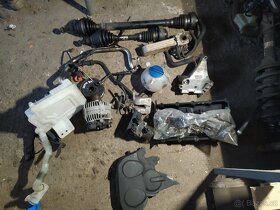 VW Jetta 2.0tdi 103kw BKD náhradní díly - 9