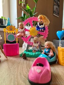 Pouť pro malé panenky Barbie - 9