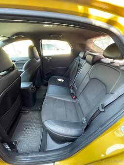 KIA XCeed 1.5 T-GDi DCT - 9