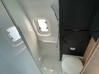 VW Crafter Hobby MAXIA VAN 680 ET,r.2023,16000 km - 9