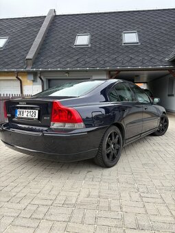 Volvo S60 2.4D5 96Kw - 326tis. km - 9