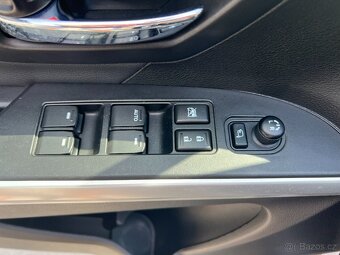 SUZUKI SX4 S-Cross 1,6i 88KW 1 MAJITEL KŮŽE PANORAMA VYHŘ.SE - 9