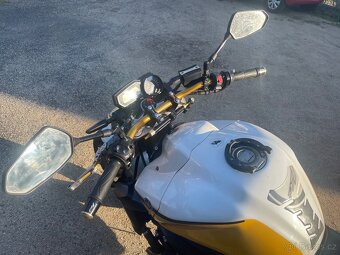 Yamaha FZ1n Laguna Seca - 9