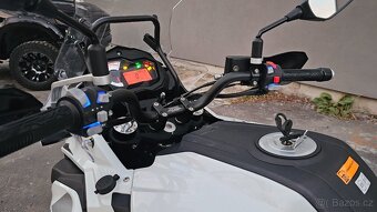 Benelli TRK ABS 502X r,v,2023 - 9