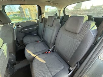 Peugeot 5008 1.6Thp 115kw +1.majitel+DPH+7míst+163TKM - 9