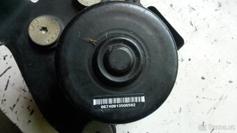 Ford Escort - orig. sání a modul ABS, nádobka na 1.6 16V - 9